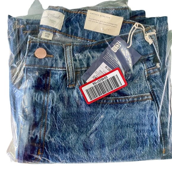 Universal Thread Vintage Stretch Straight Leg Jeans Women's Size 6 28S NEW NWT - Picture 10 of 10